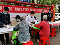 南昌市市监局、市消保委联合普瑞眼科举办“关爱老年人 免费眼健康检查”活动