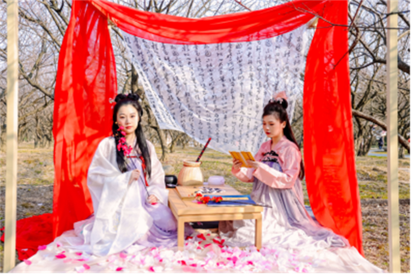 2025苏州太湖梅花季品牌发布秀盛大开启295.jpg
