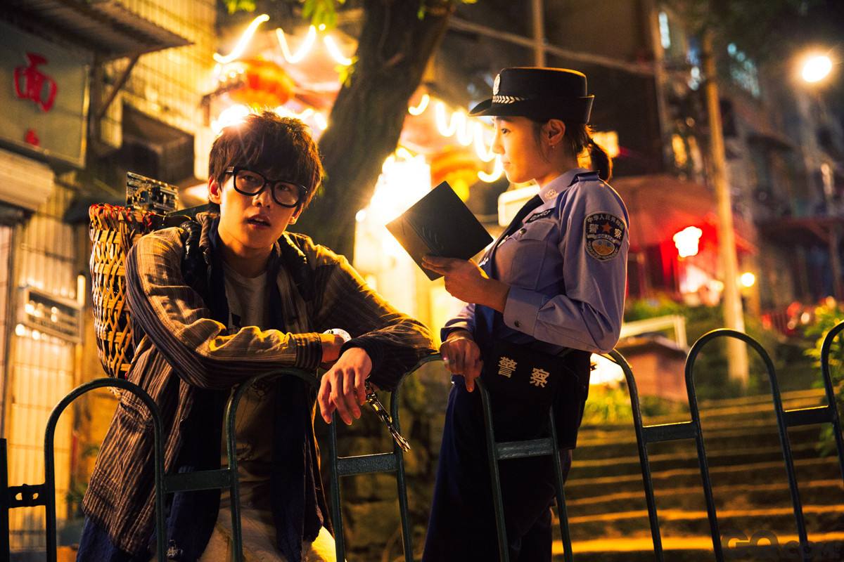 疯狂的石头电影完整版投屏 1571116028172066.jpg