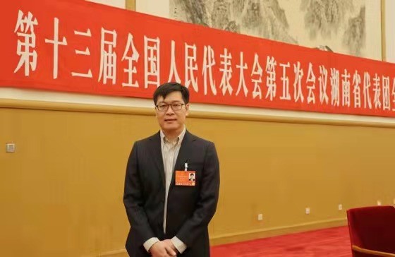 姚劲波.jpg