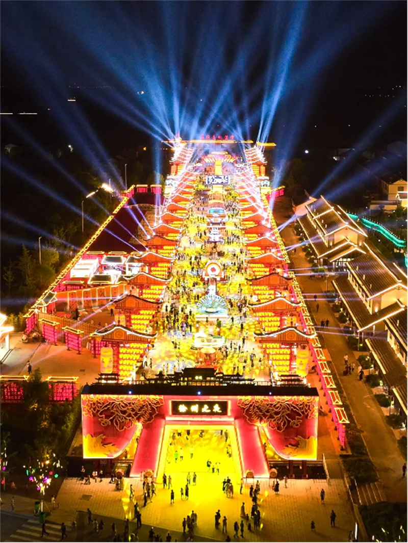 为抢抓冬季旅游契机1512.jpg