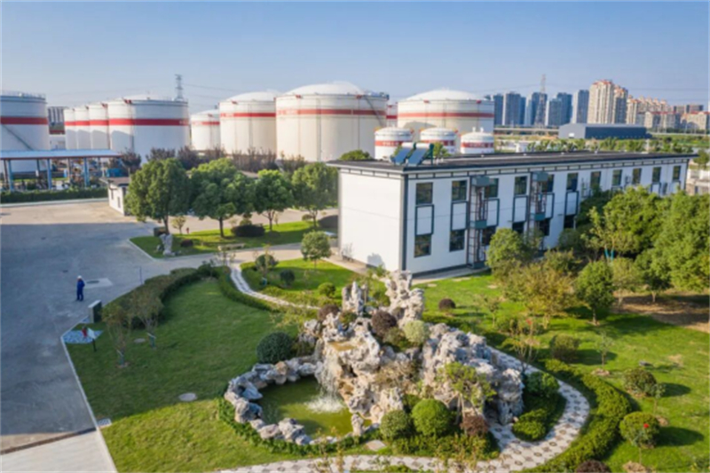 江苏苏州石油通桥油库获评全国绿化模范单位302.jpg