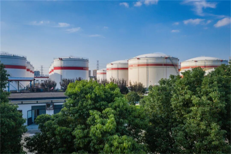 江苏苏州石油通桥油库获评全国绿化模范单位422.jpg