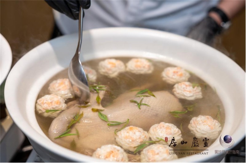 1776013436705077.jpg 不止于味!姑苏人文牡丹宴解锁“餐饮+文化”消费新场景574.jpg