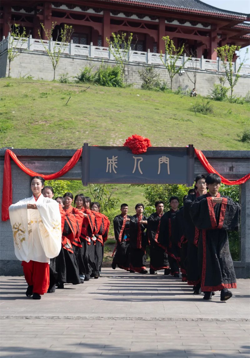 1716181279368897.jpg 图片1.jpg