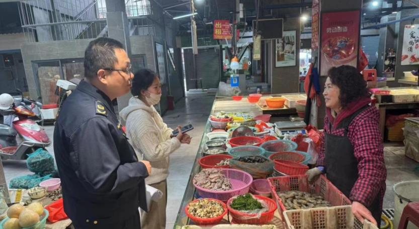 九游J9福建省福州市市场监督管理局组织高风险食品排查专项行动(图3) 九游J9福建省福州市市场监督管理局组织高风险食品排查专项行动(图3)