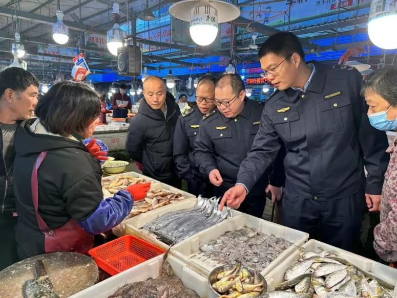九游J9福建省福州市市场监督管理局组织高风险食品排查专项行动(图4) 九游J9福建省福州市市场监督管理局组织高风险食品排查专项行动(图4)