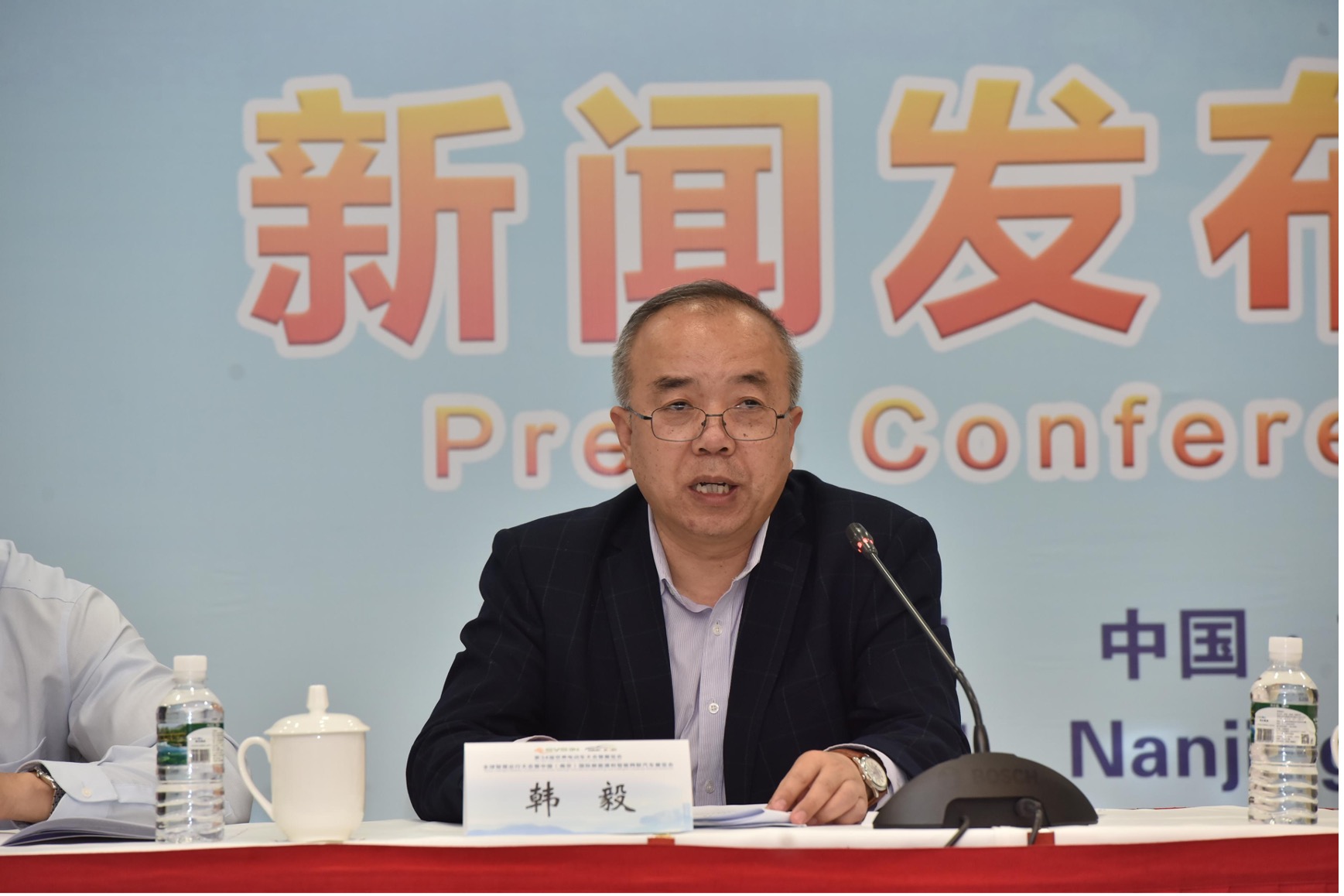 中国电工技术学会秘书长韩毅介绍evs34筹备情况