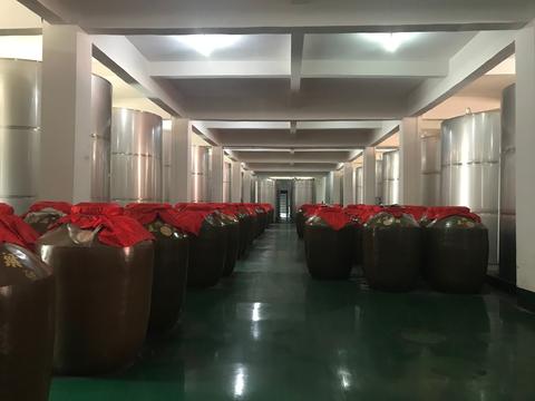 莲塘高粱酒传承古法工艺酿出南昌老味道2(1).jpg