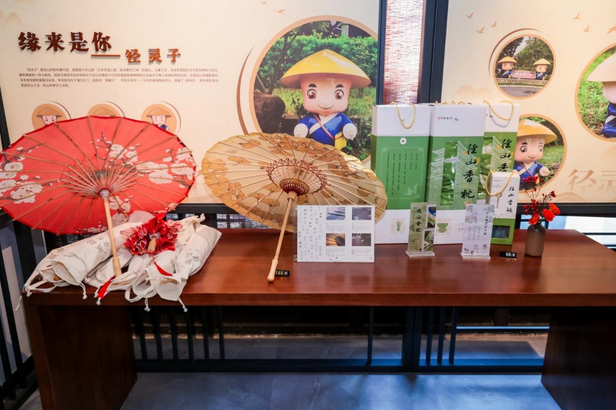 Pg电子平台：市民代表乡村行探寻“丰”景体验数字化田园(图5)