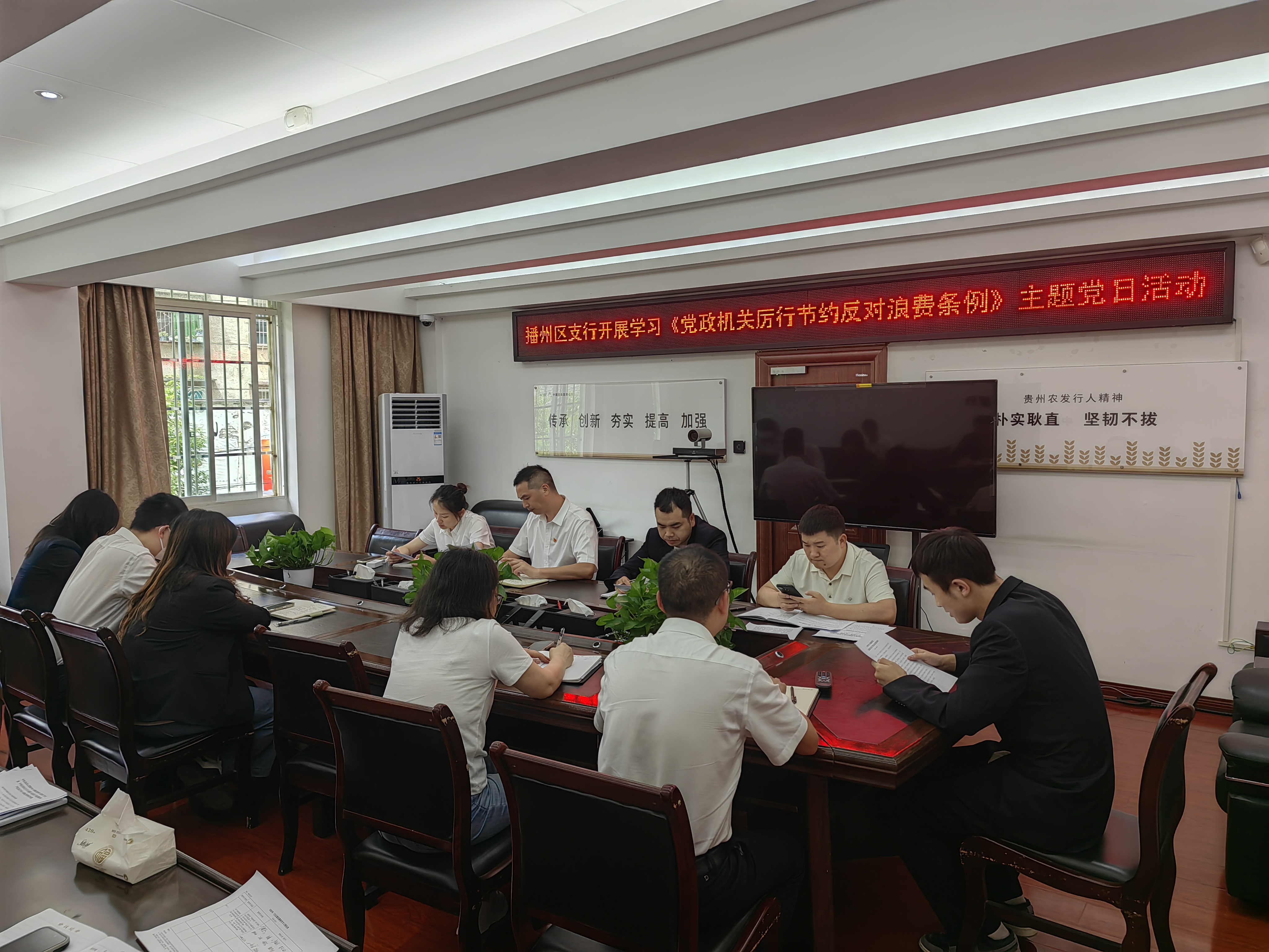 12图片1.jpg