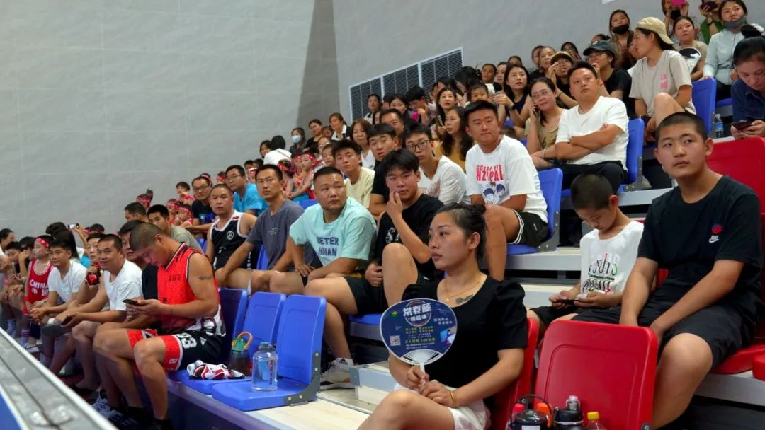 鹿泉区全民健身中心正式启用市民热情参与首日活动