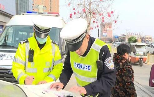 交警.jpg