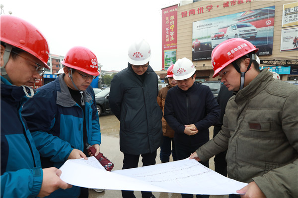 12月20日：中铁交投总经理谭世俊到南昌地铁4号线调研1.JPG