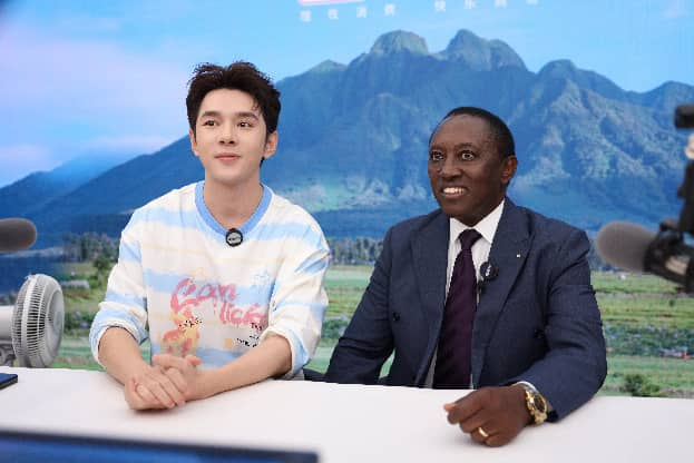 李佳琦直播间举办卢旺达好物公益直播专场 配图1