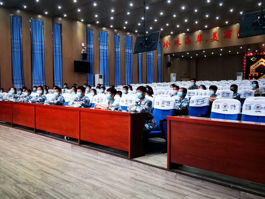 陵水普法校园1.jpg