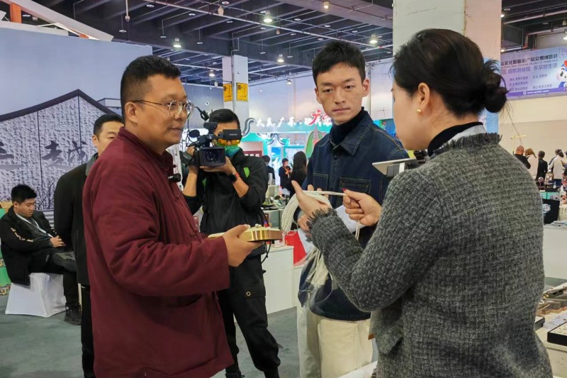 微信图片_20230406105254_副本-1.jpg