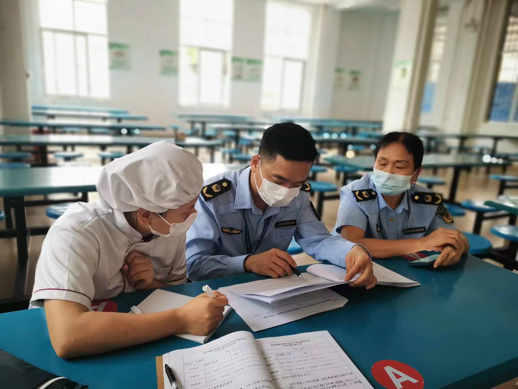 保亭 执法人员指导文件材料.jpg