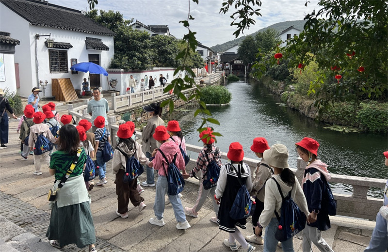 1696733802316243.jpg 图片 2.jpg