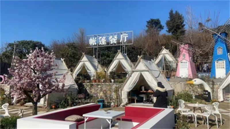 1730963340681423.jpg 苏州吴中区:推动农文旅深度融合 助力乡村振兴大放异彩426.jpg