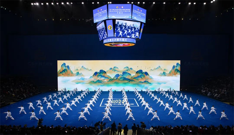 1731297388233154.jpg 太极风华耀暨阳 全国太极拳公开赛在江阴开幕341.jpg