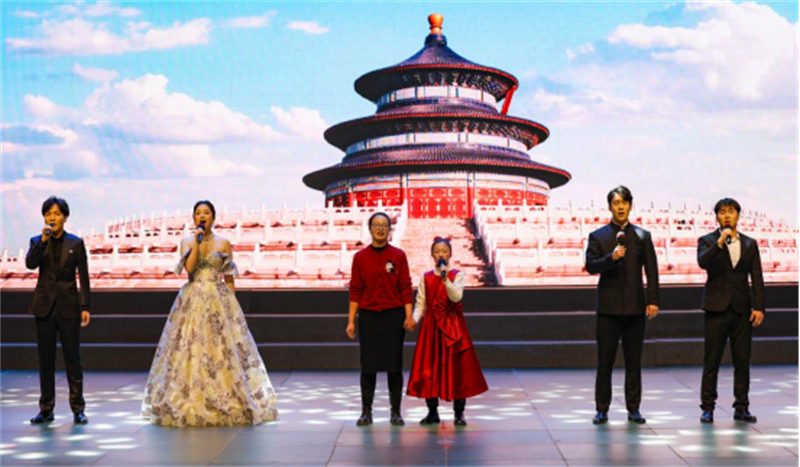 1735629647653040.jpg 连云港灌南:“艺韵流芳灌河情” 载歌载舞迎新年517.jpg