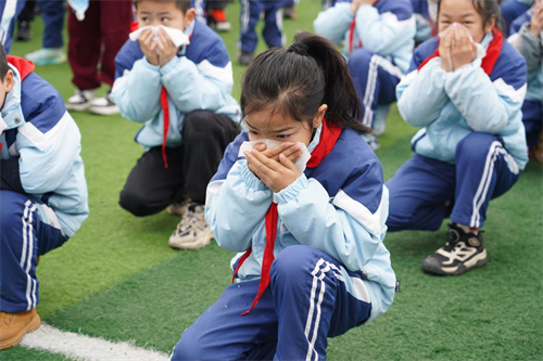 1740532660810782.png 图片2.png