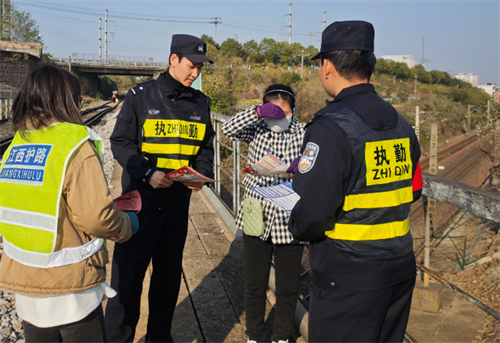 1740726210787015.png 图片18.png