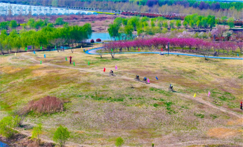 1744004502796065.jpg 2025年大运河自行车系列赛(灌南站)暨硕项湖山地自行车公开赛圆满结束1021.jpg