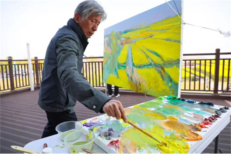 1743991267797194.jpg 一场艺术与城市的双向奔赴:“枝叶关情”诗书画名家走进江苏泰州采风494.jpg