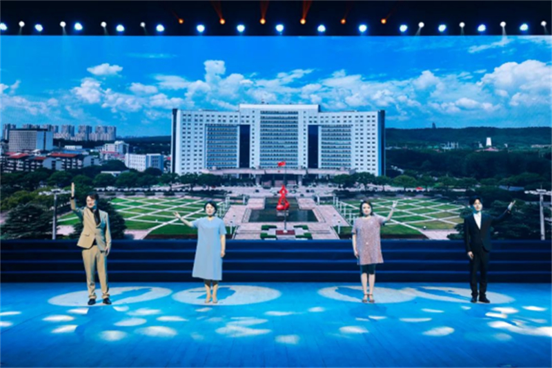 1745208788195174.jpg 江苏江阴:爱阅之澄 阅来阅好315.jpg
