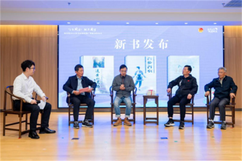 1745378272131238.jpg 苏州甪直镇开启全民阅读新征程202.jpg