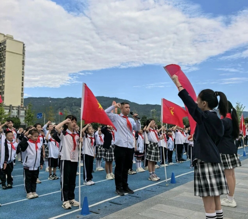 1760424205450239.jpg 图片3.jpg