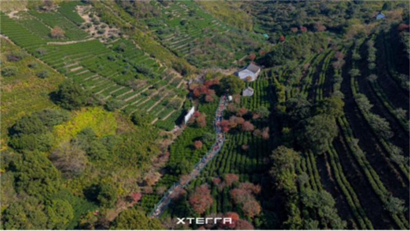1765165698861460.jpg 五年之约再升级!2025 XTERRA 太湖越野赛书写文体旅融合新篇598.jpg