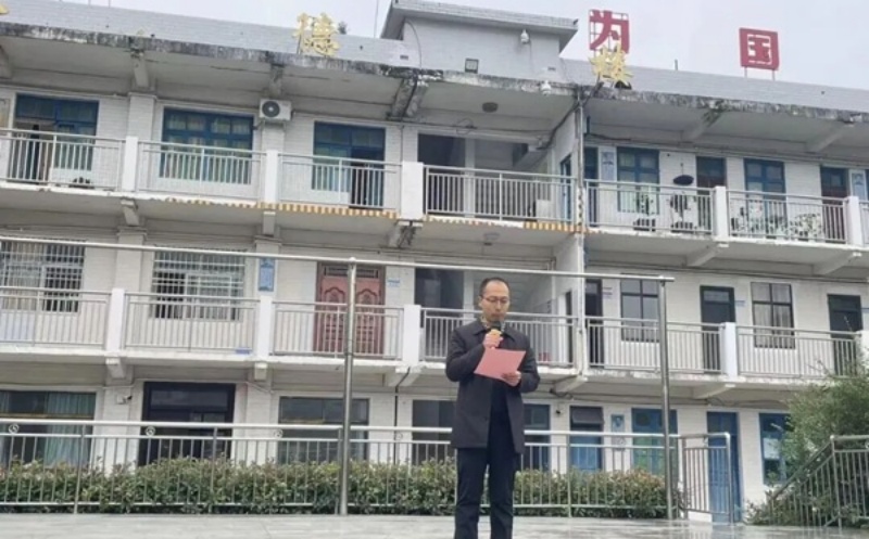 1765511727684369.jpg 图片3.jpg