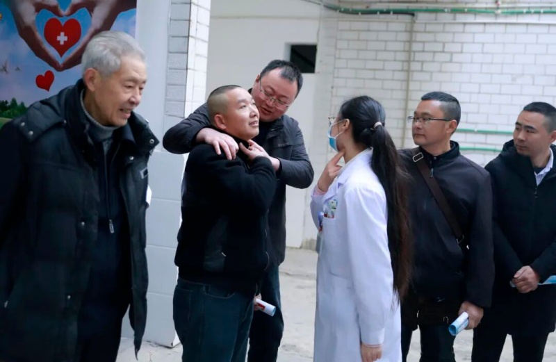 1765943193198178.jpg 图片2.jpg