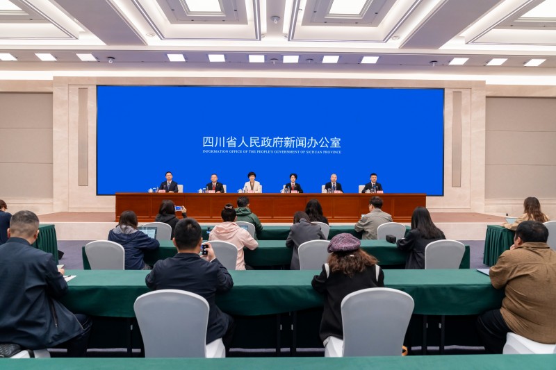 1777358912894538.jpg 4苏鹤.jpg