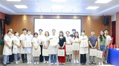 1780301744394612.png 图片7.png