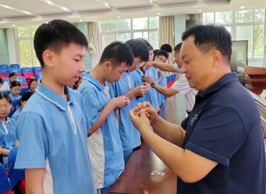 1782121467271506.jpg 团员3.jpg