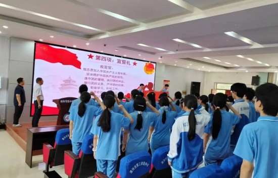 1782121483316542.jpg 团员4.jpg