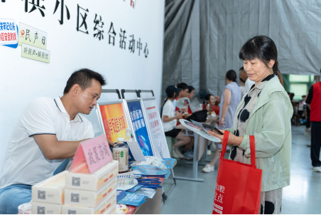 1785310492471718.jpg 烟火气里藏温情!苏州甪直把便民服务送到居民心坎上862.jpg