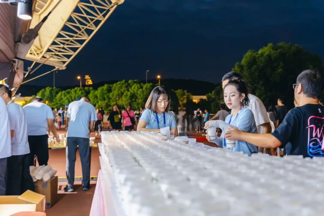 配图2