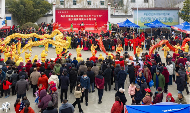 连云港灌南:民俗贺岁庆新春 烟火满城年味浓690.jpg