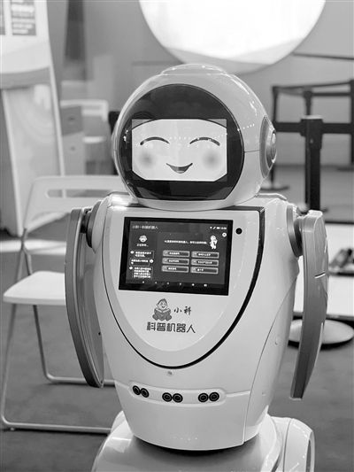 机器人小科 受访单位供图"ai大脑"一方面依靠超大规模人工智能预训练