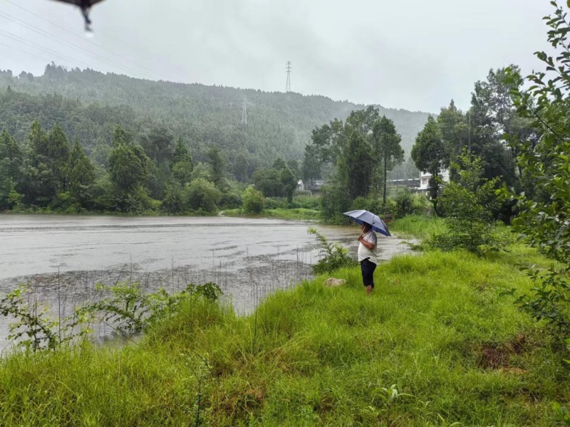 四川省剑阁县江口镇:坚守防汛一线 筑牢安全屏障