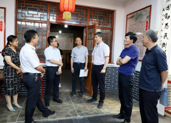 许将将)9月4日,市长梅世彤来吴桥县督导"六个一"工程落实情况,县长崔