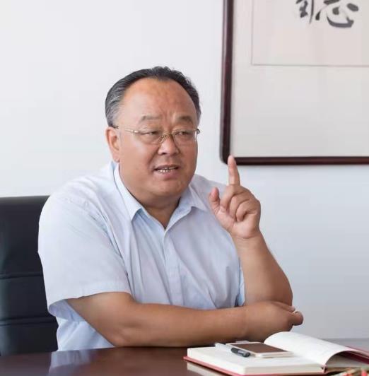 小土豆大产业 -------记脱贫路上领头人马爱峰