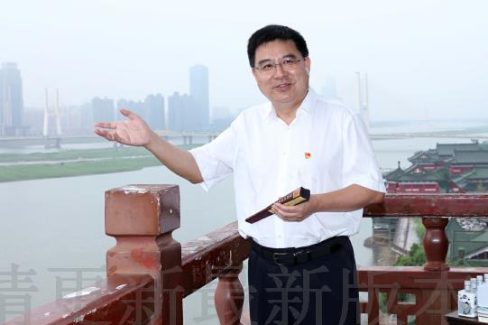 南昌市偕拼多多旅游大联播掀高潮副市长直播推介云游英雄城