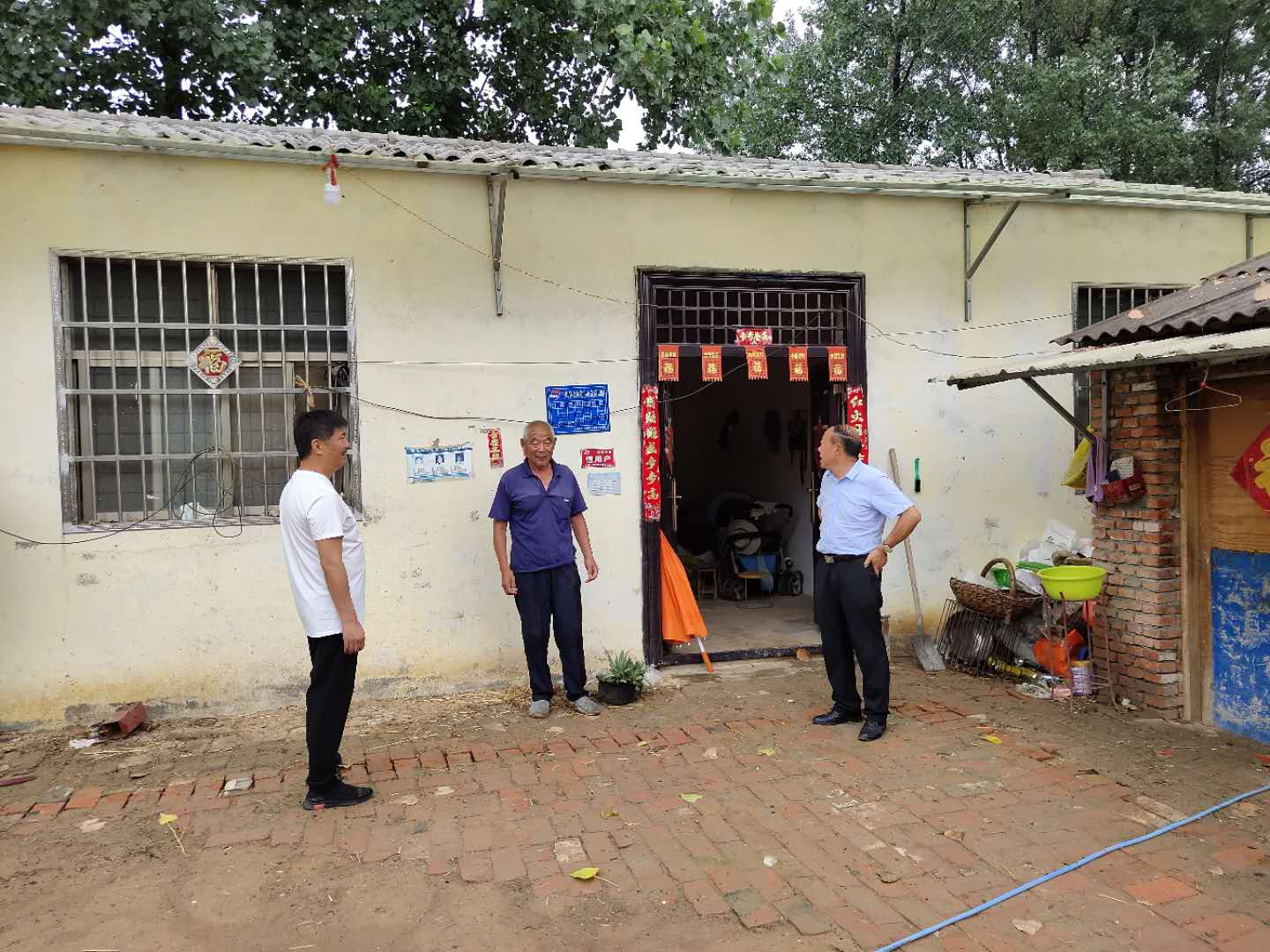 平舆县庙湾镇扎实开展建档立卡贫困户住房安全有保障核验工作