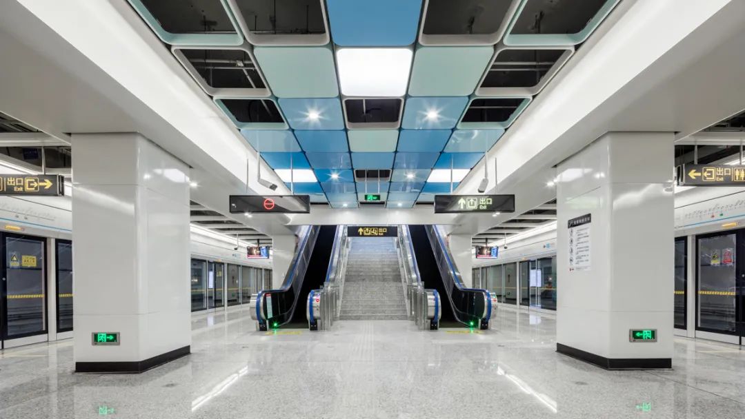 线(三阳广场站,太湖广场站,清名桥站,人民医院站,华清大桥站)5座车站